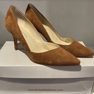 Marc Fisher Brown Suede D’Orsay Tuscany Heel Pump NEW